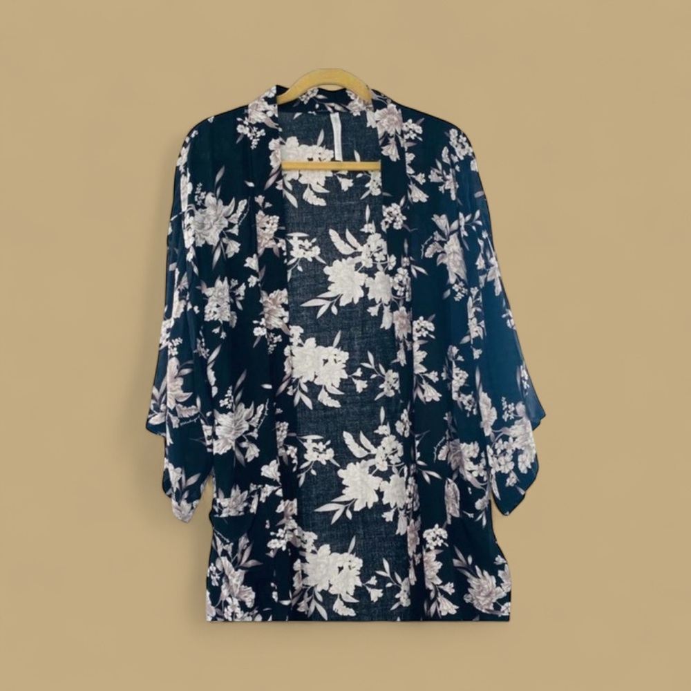 Spiritual Gangster Maya Black Floral Print Kimono One Size